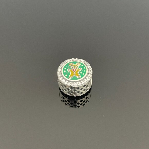 Disney Parks 2022 Merry Christmas Minnie Castle Candy Cane Pandora Charm - Picture 4 of 6